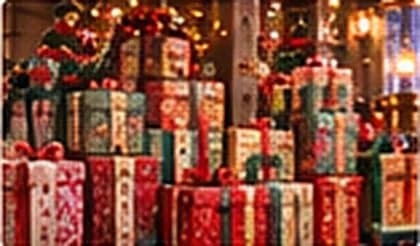 Des montagnes de cadeaux prêts à partir